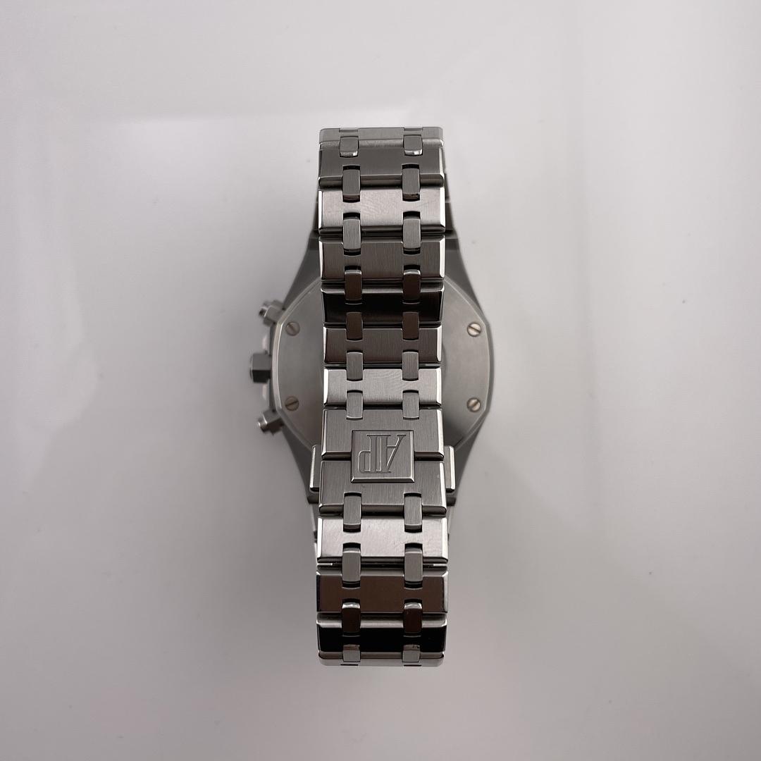 Audemars Piguet Royal Oak White Dial on Steel Ref 26320ST.OO.1220ST.02 with Papers 2015